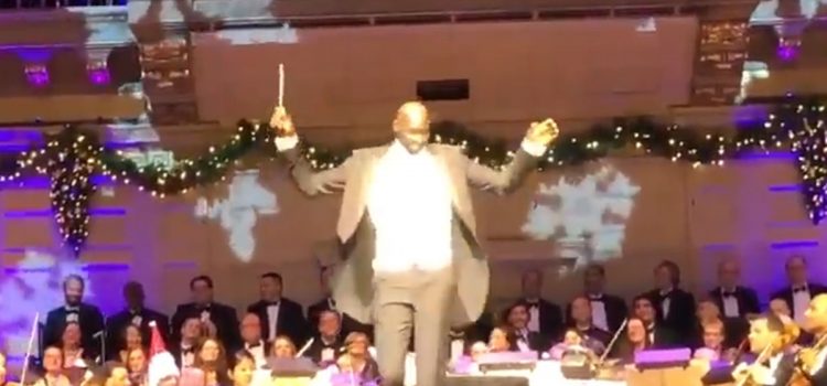 nba’s-7-foot-tacko-fall-conducts-boston-pops-orchesta,-crushes-‘sleigh-ride’