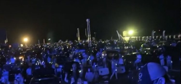 chainsmokers-drive-in-hamptons-charity-concert-prompts-investigation