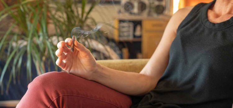 link-between-cannabis-and-psychosis-lower-than-thought,-huge-study-finds